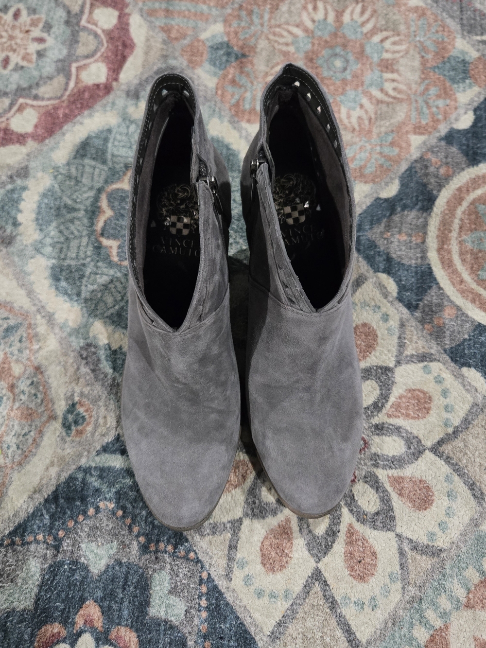 Vince Camuto Fritan 8M Ankle Booties Chunky Grey Suede - Picture 2 of 6